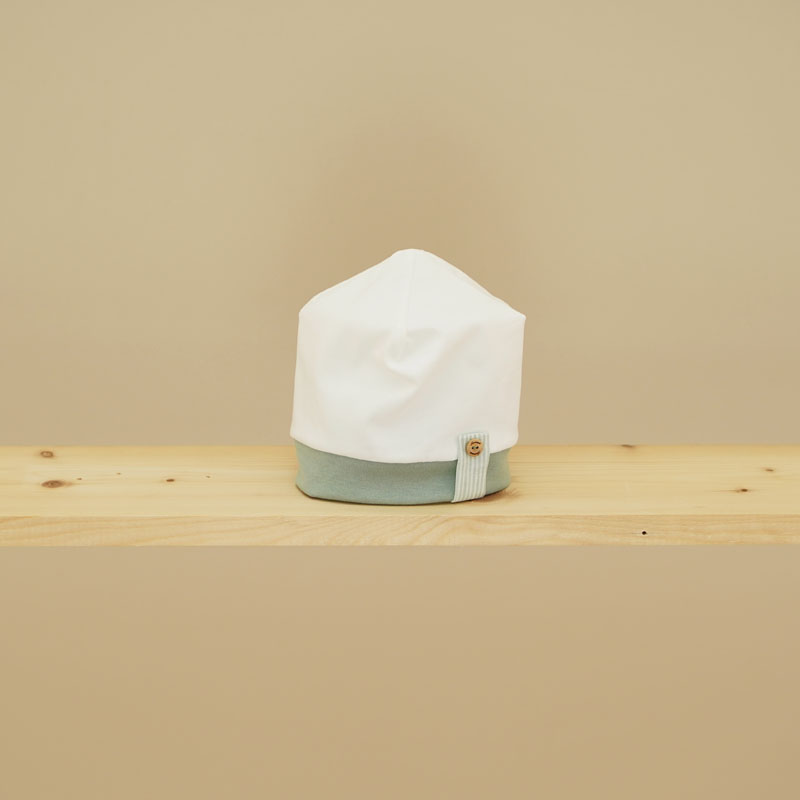 Cappellino bianco e verde Ninnaoh