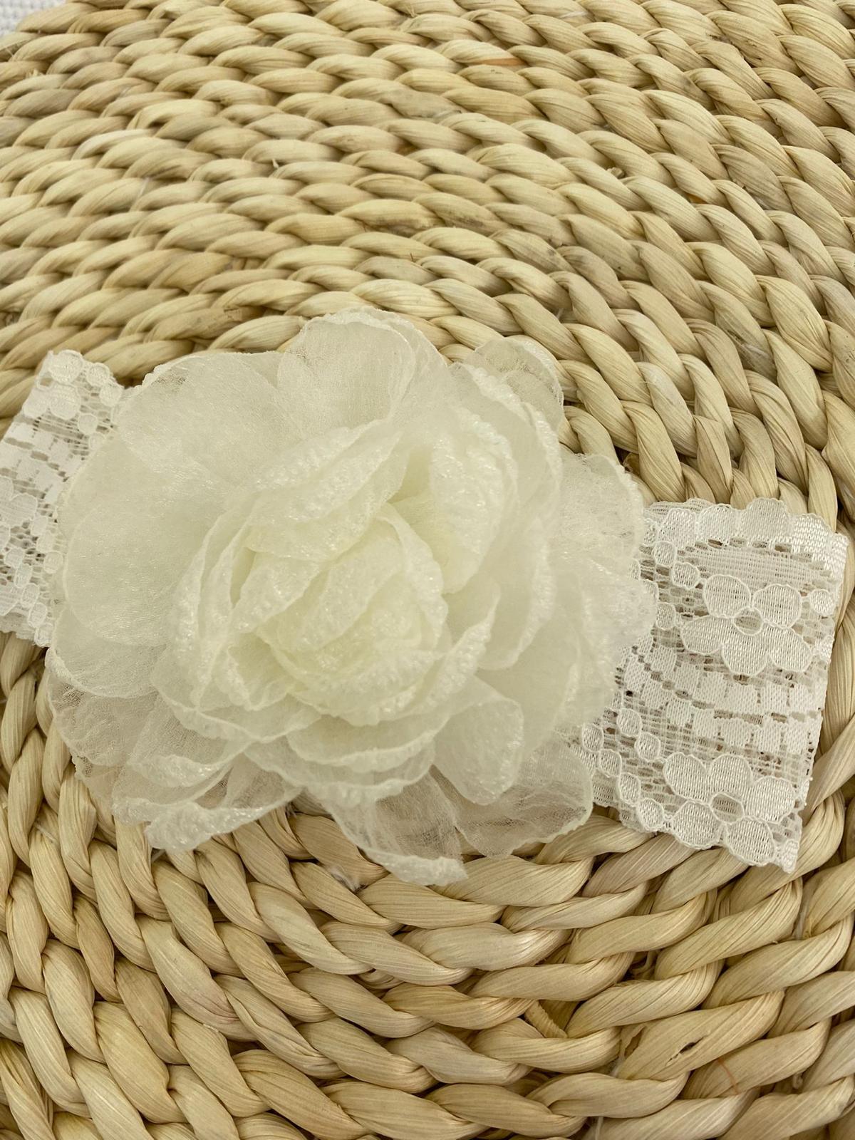 Fascia con fiore ecrù Jamiks - immagine 2