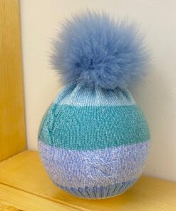 Alternative view of Cappellino in lana azzurro e verde