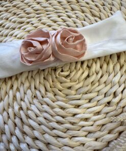Alternative view of Fascia per capelli bianca con roselline