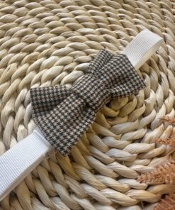Alternative view of Papillon pied de poule Pure