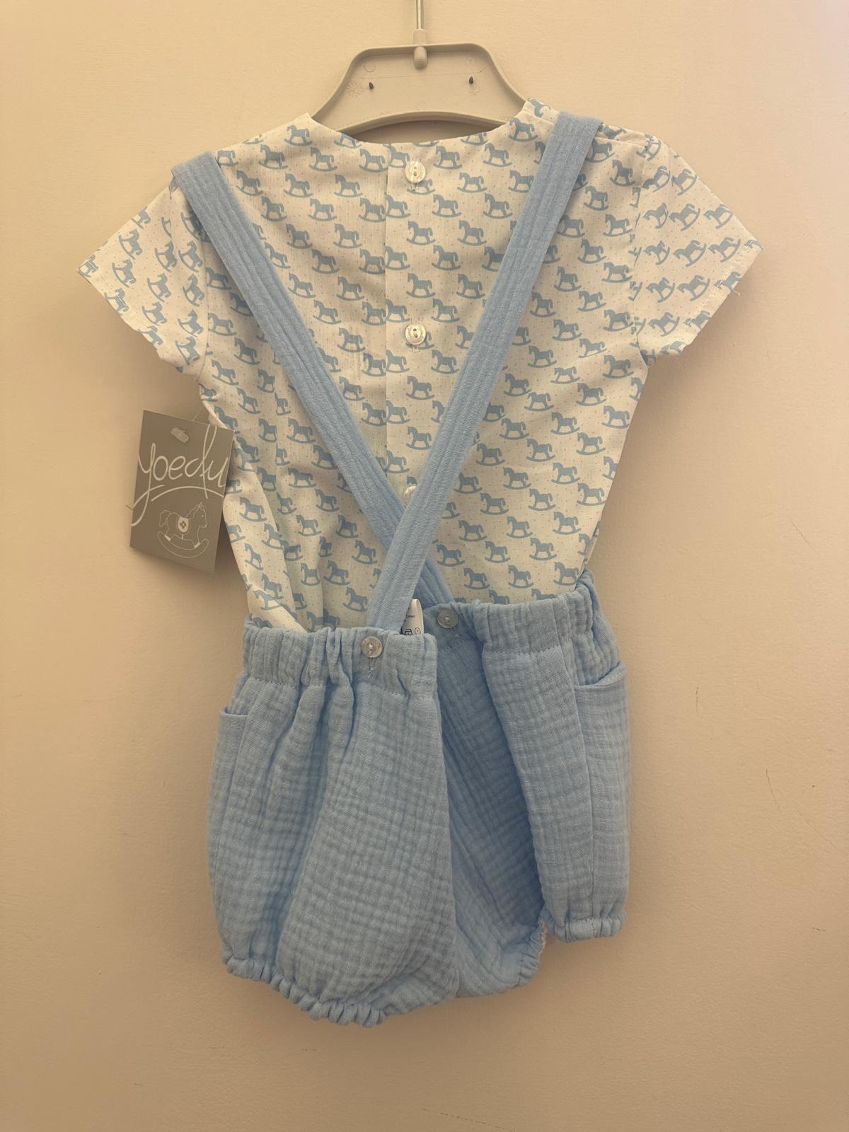 Pagliacetto celeste con camicia - immagine 2