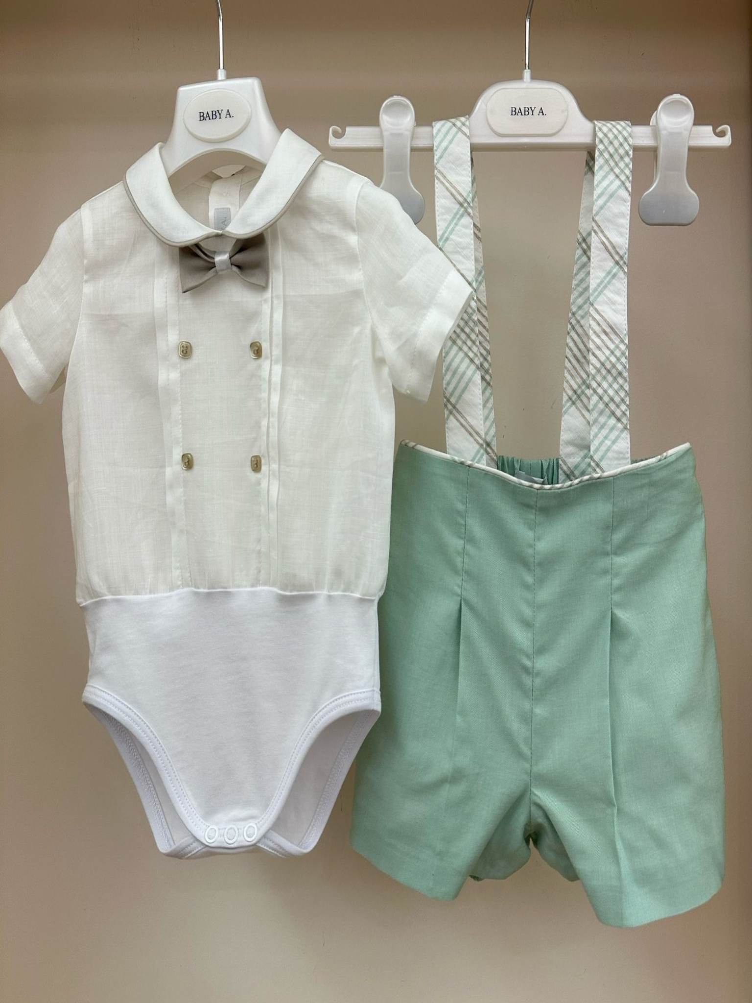 Completo verde acqua e beige Baby A.