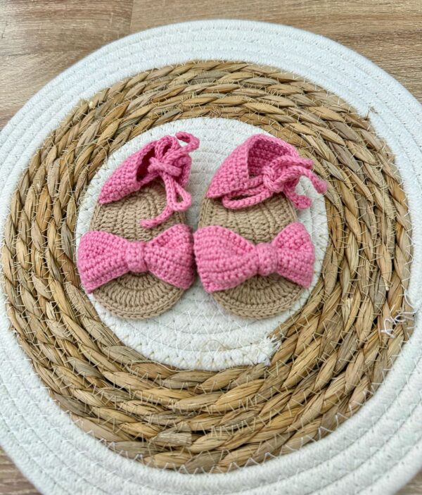 Scarpine uncinetto con fiocco handmade