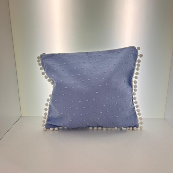 Beauty plumetis celeste con pon pon artigianale