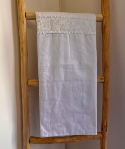 Copertina bianca con punto a smock Pappa e Latte